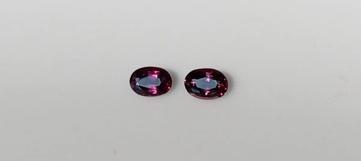 Spinal Pair Gemstones