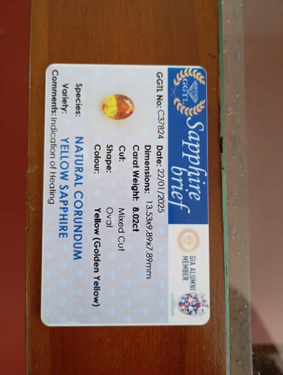 Natural Yellow Sapphire For sale.